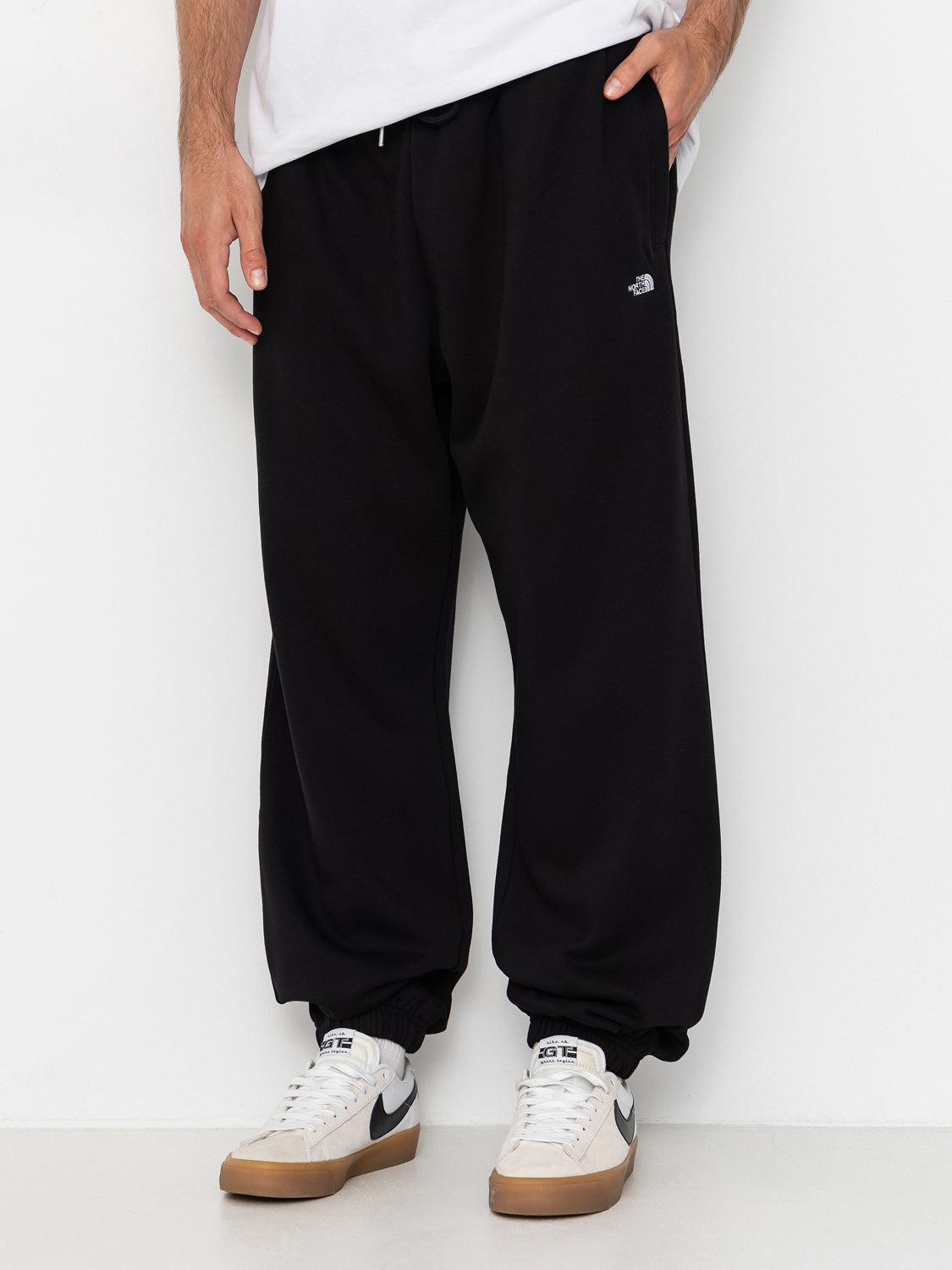The North Face Pantalone Tuta Uomo Ess Pant Nero