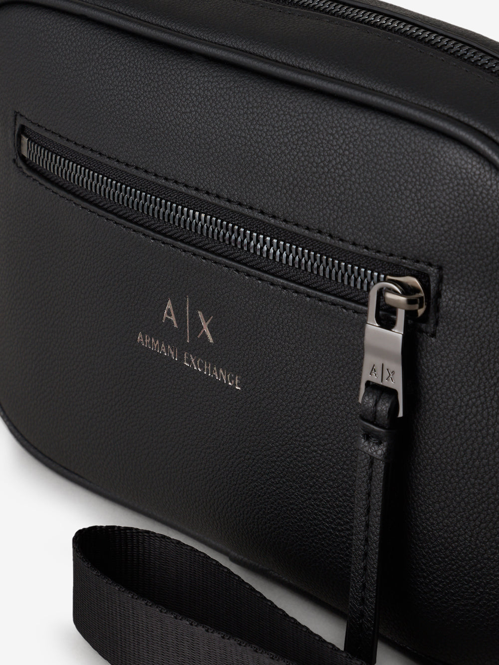 Armani Exchange Beauty case Uomo 958446 Nero