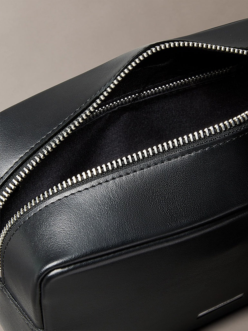 Calvin Klein Beauty case Unisex Plaque Dopp Nero